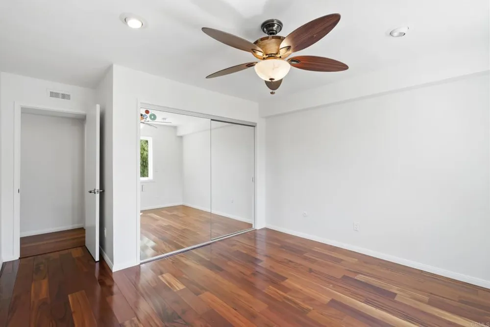 541 S Granados Avenue Solana Beach, CA 92075