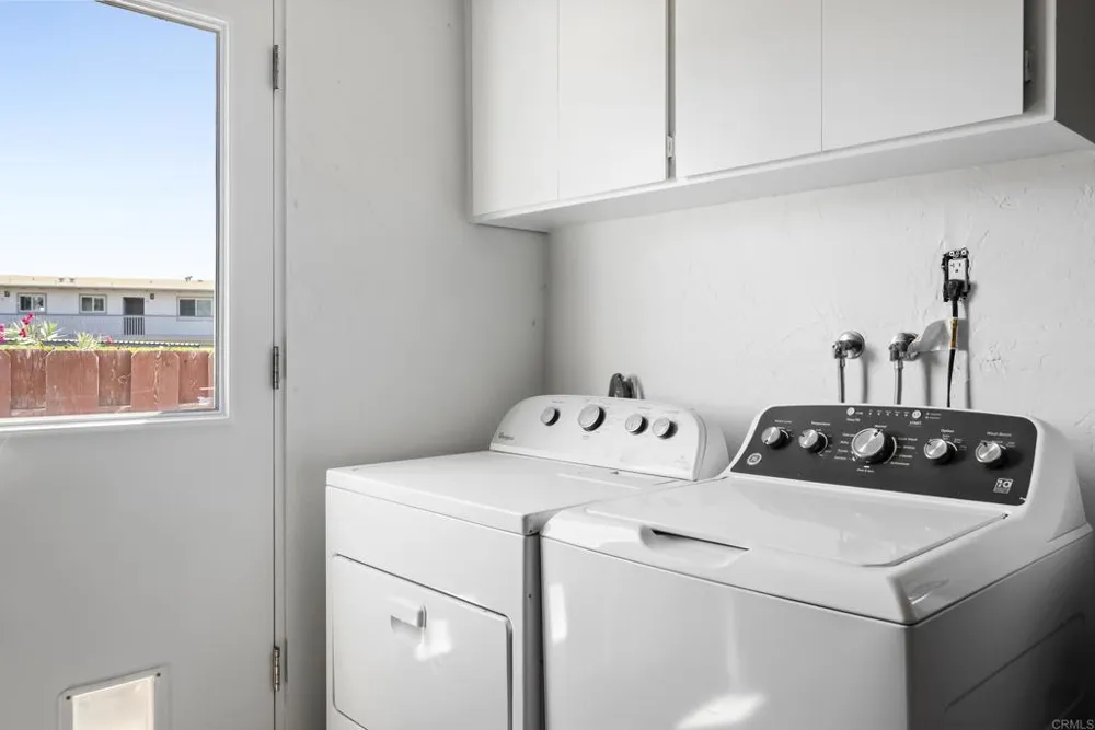 541 S Granados Avenue Solana Beach, CA 92075
