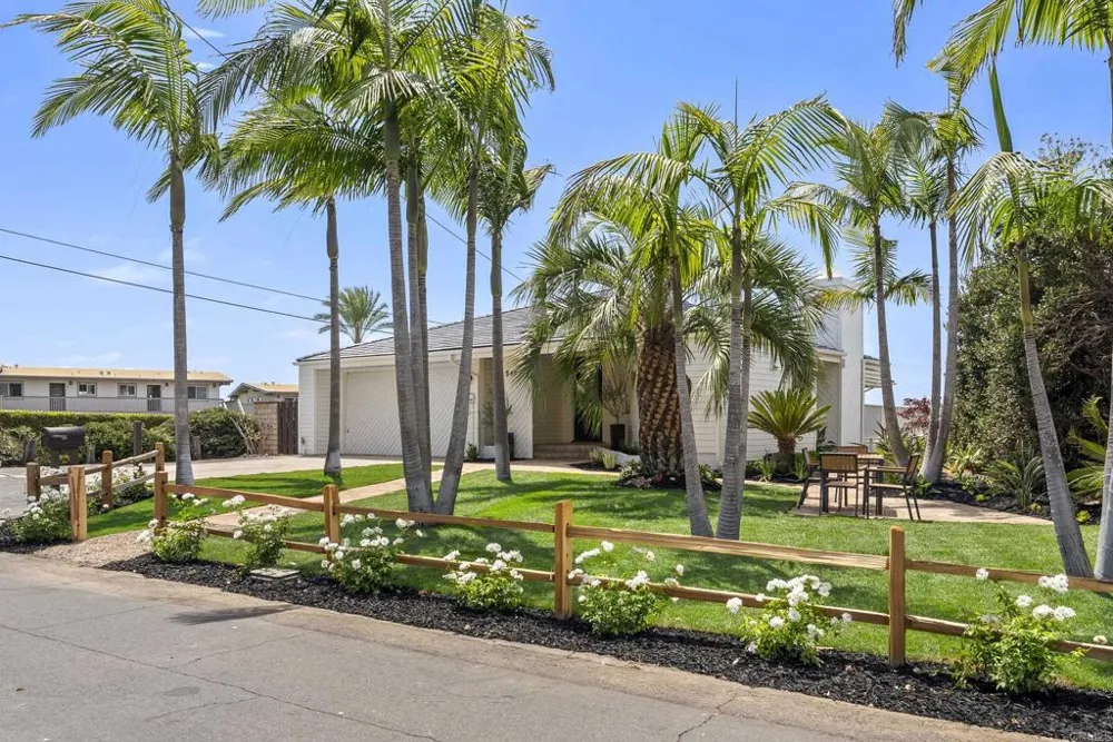 541 S Granados Avenue Solana Beach, CA 92075