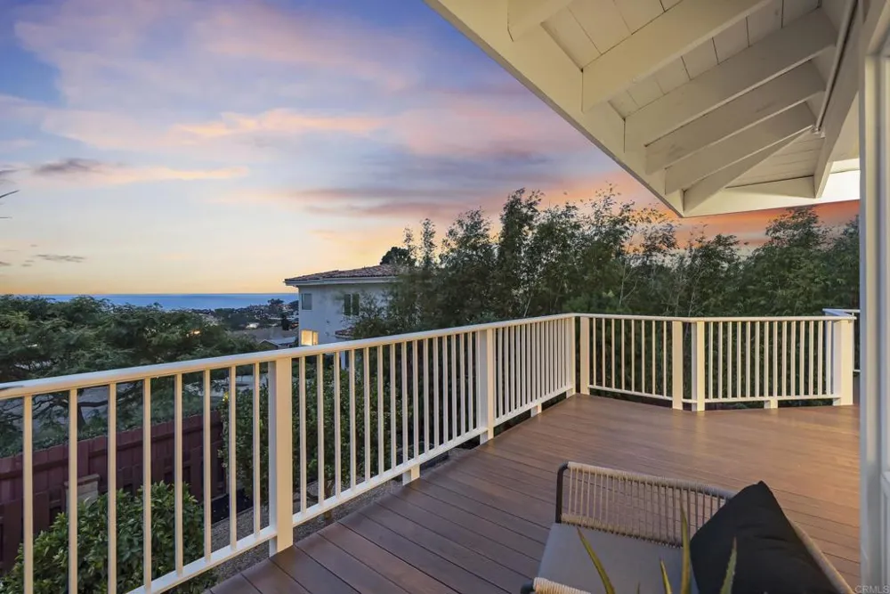 541 S Granados Avenue Solana Beach, CA 92075