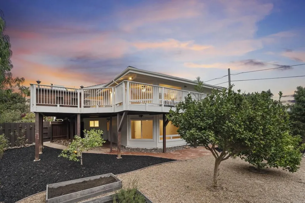541 S Granados Avenue Solana Beach, CA 92075