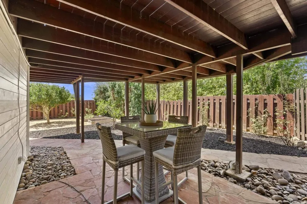 541 S Granados Avenue Solana Beach, CA 92075