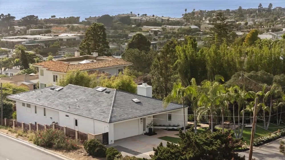 541 S Granados Avenue Solana Beach, CA 92075