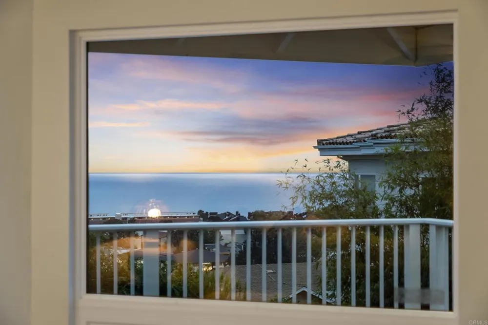 541 S Granados Avenue Solana Beach, CA 92075