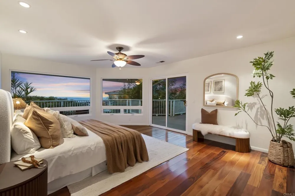 541 S Granados Avenue Solana Beach, CA 92075