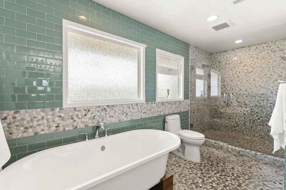 541 S Granados Avenue Solana Beach, CA 92075