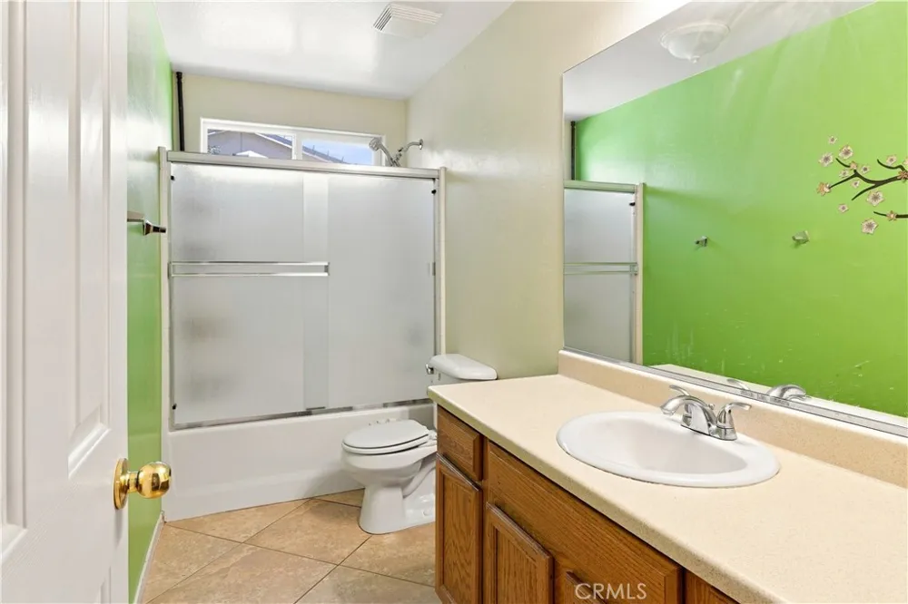 10619 Grand Prairie Dr Bakersfield, CA 93311