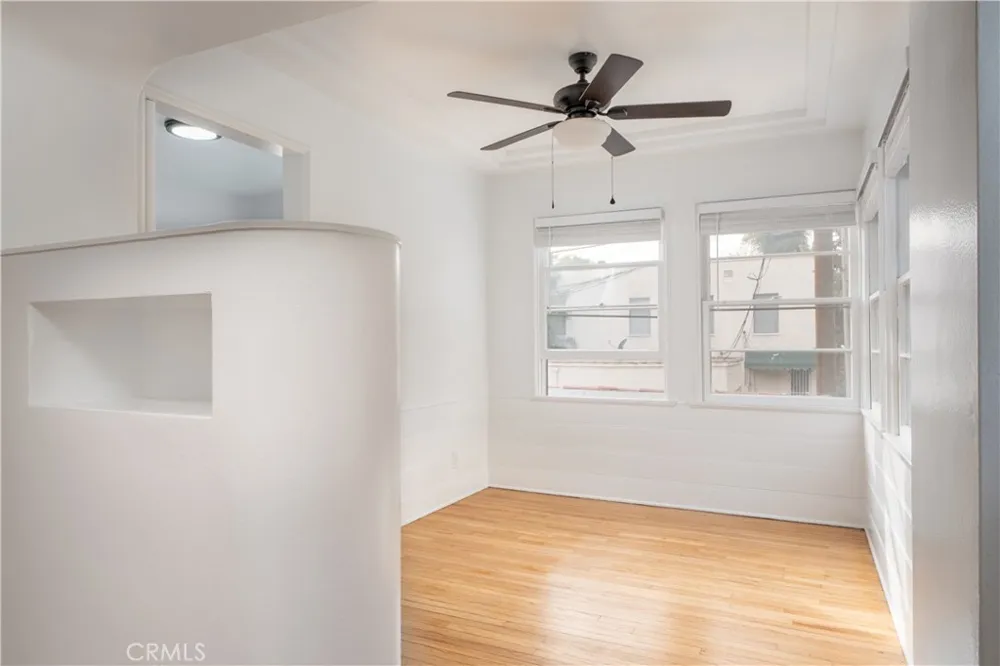 265 Swall Drive Beverly Hills, CA 90211