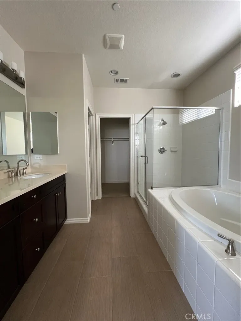 789 E Sierra Madre Azusa, CA 91702