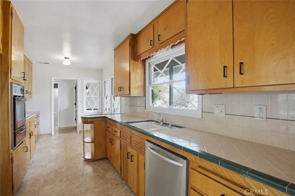 11817 Peach Tree Circle Yucaipa, CA 92399