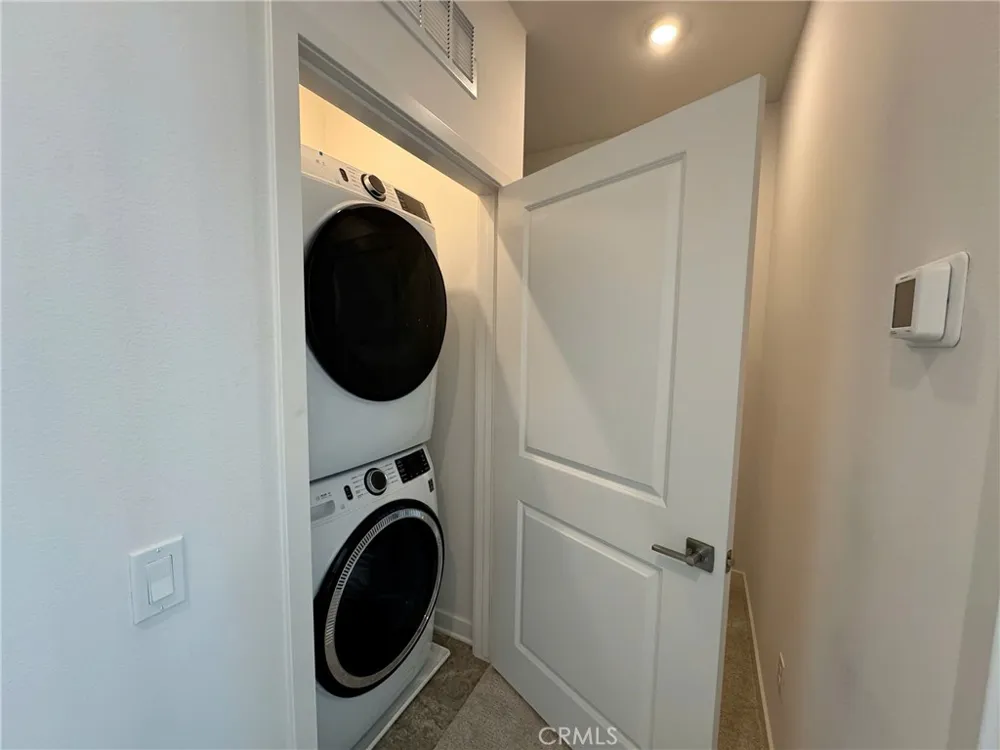 2605 Sprout #101 Corona, CA 92883