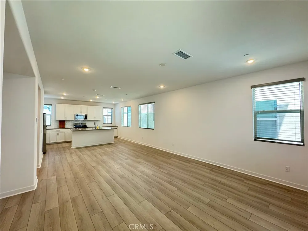 2605 Sprout #101 Corona, CA 92883