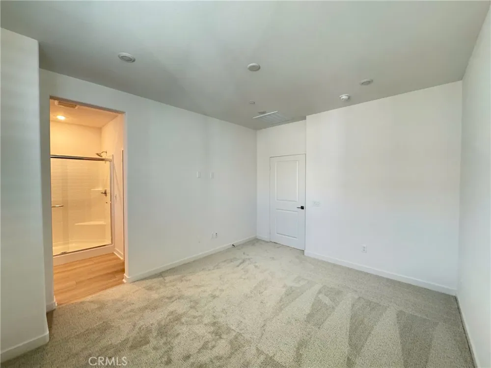 2605 Sprout #101 Corona, CA 92883