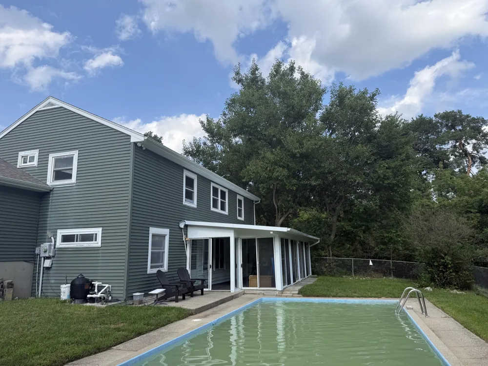 1122 W Green Street Hastings, MI 49058