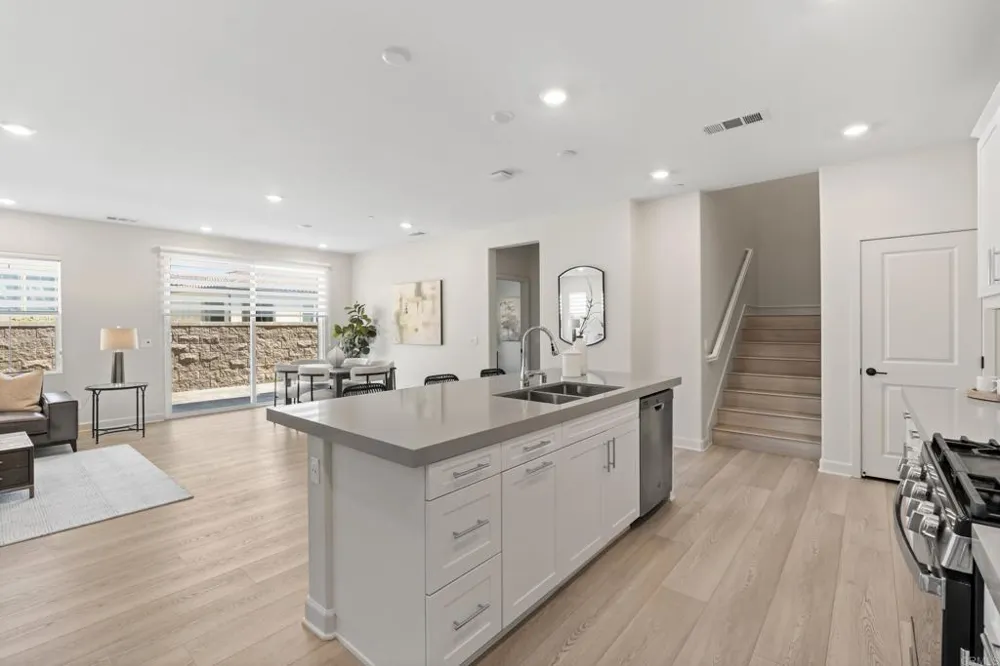 10963 Tyler Way San Diego, CA 92129