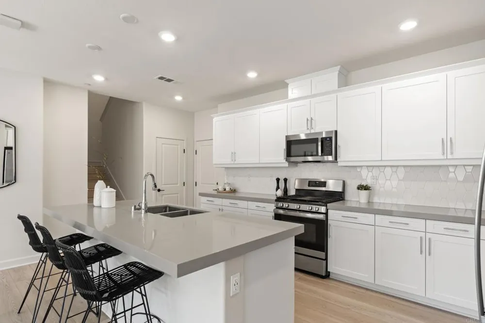 10963 Tyler Way San Diego, CA 92129