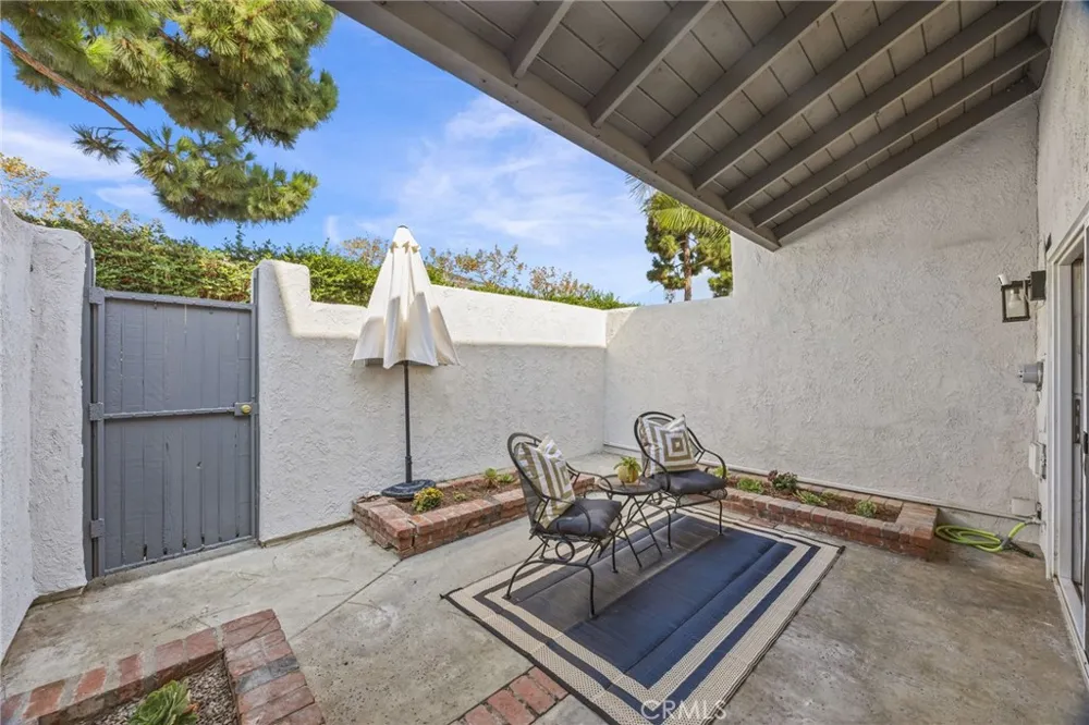 18741 Applewood Huntington Beach, CA 92646