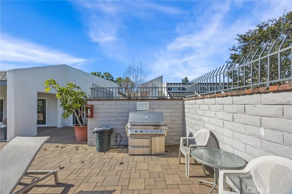 18741 Applewood Huntington Beach, CA 92646