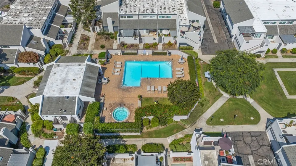 18741 Applewood Huntington Beach, CA 92646