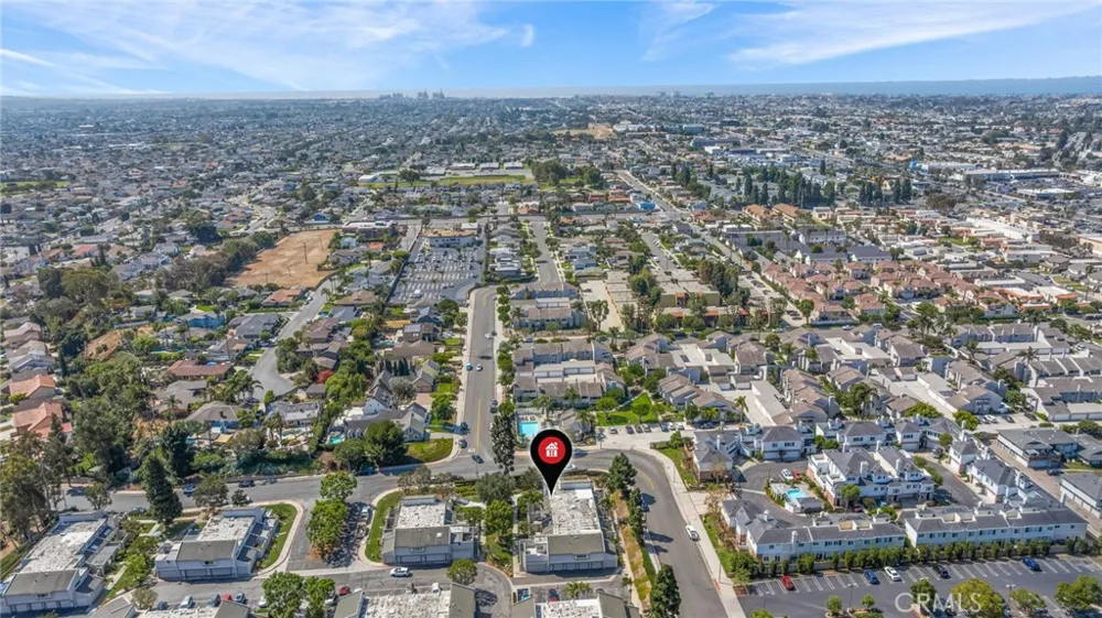 18741 Applewood Huntington Beach, CA 92646