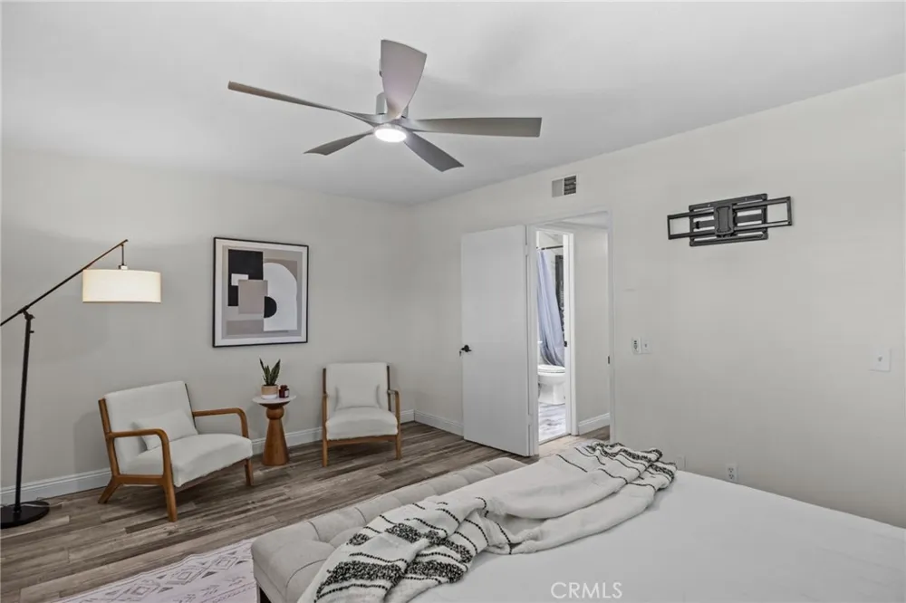 18741 Applewood Huntington Beach, CA 92646