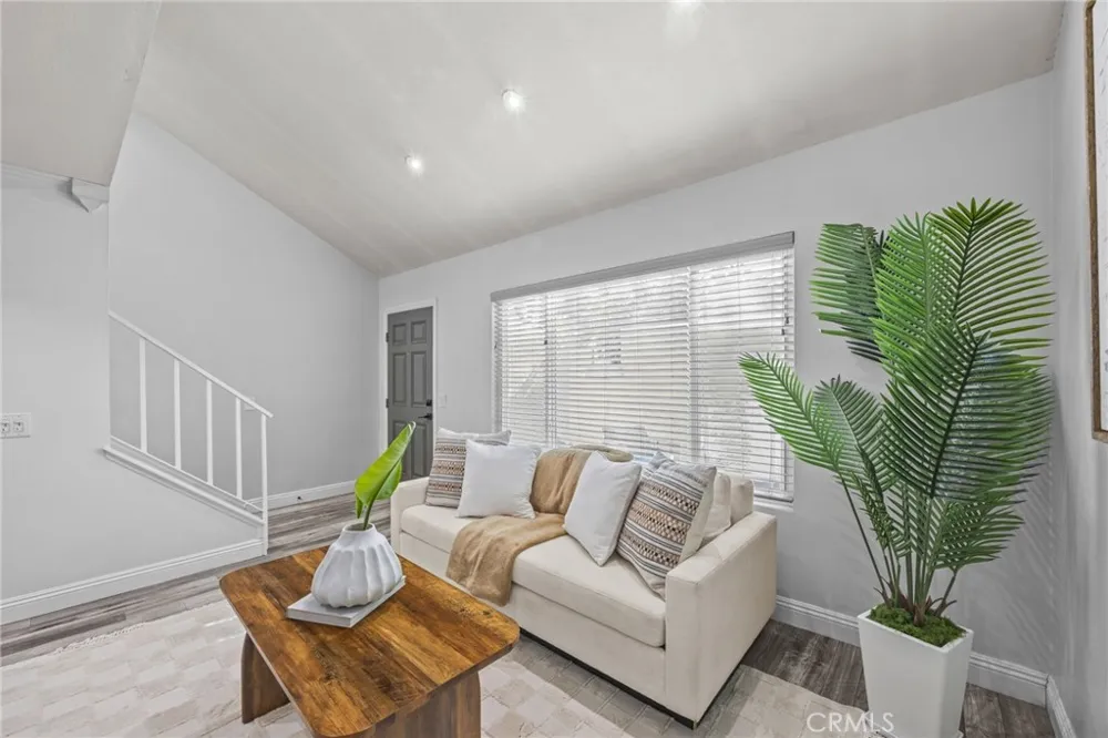 18741 Applewood Huntington Beach, CA 92646
