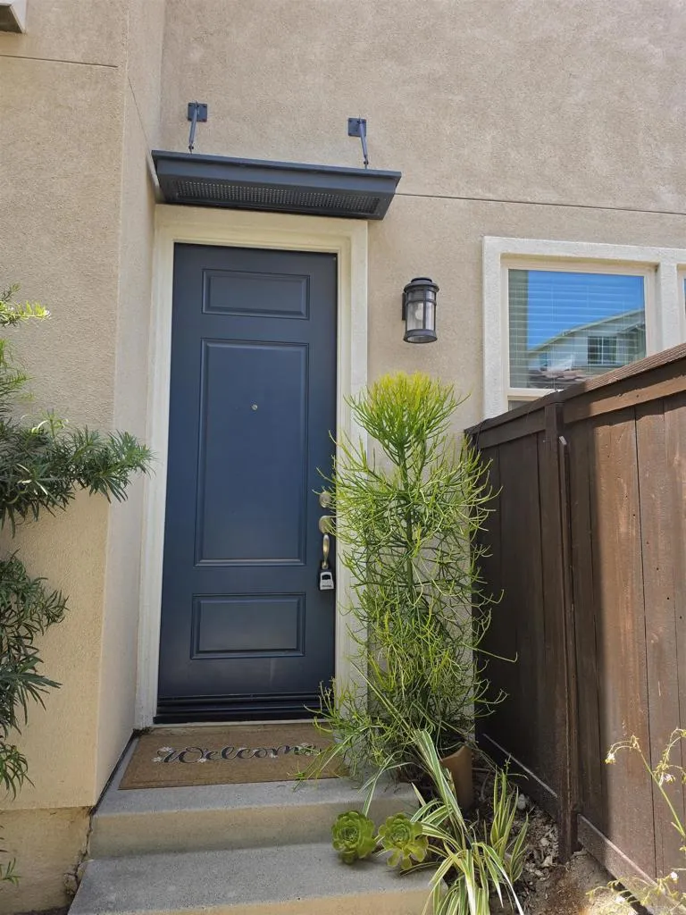 1233 Calle Pomelo #3 Chula Vista, CA 91913