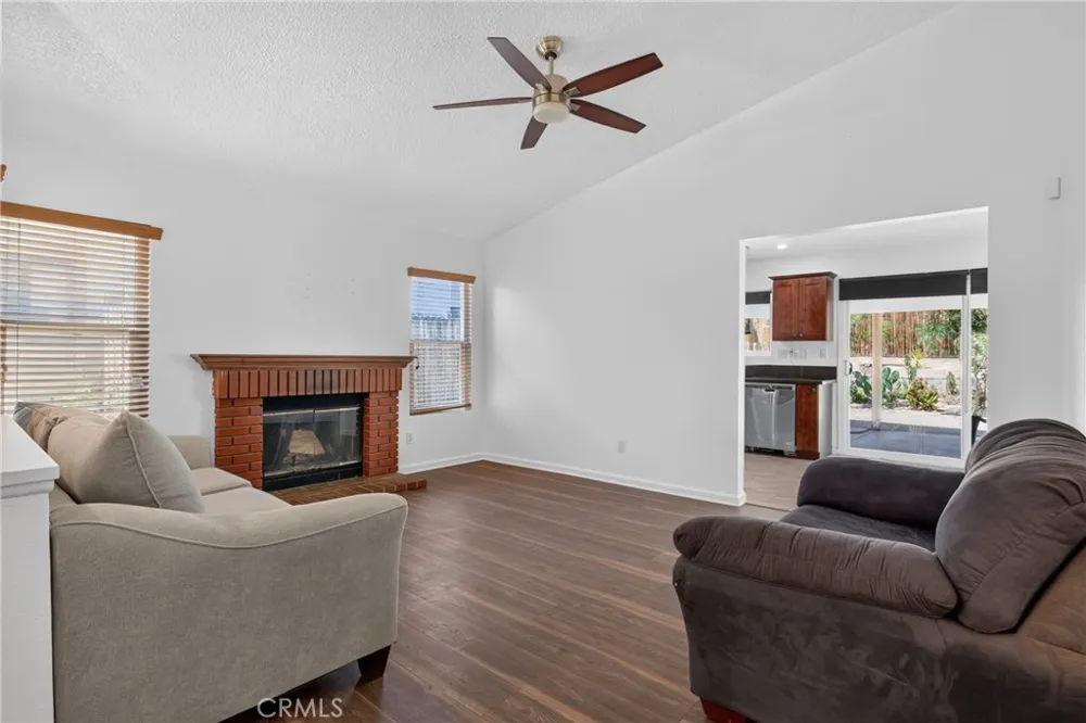 37023 Turner Drive Palmdale, CA 93550