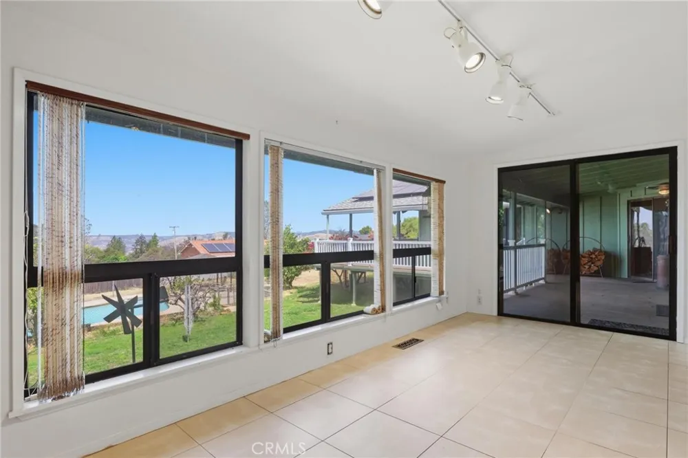 158 Riverview Drive Oroville, CA 95966
