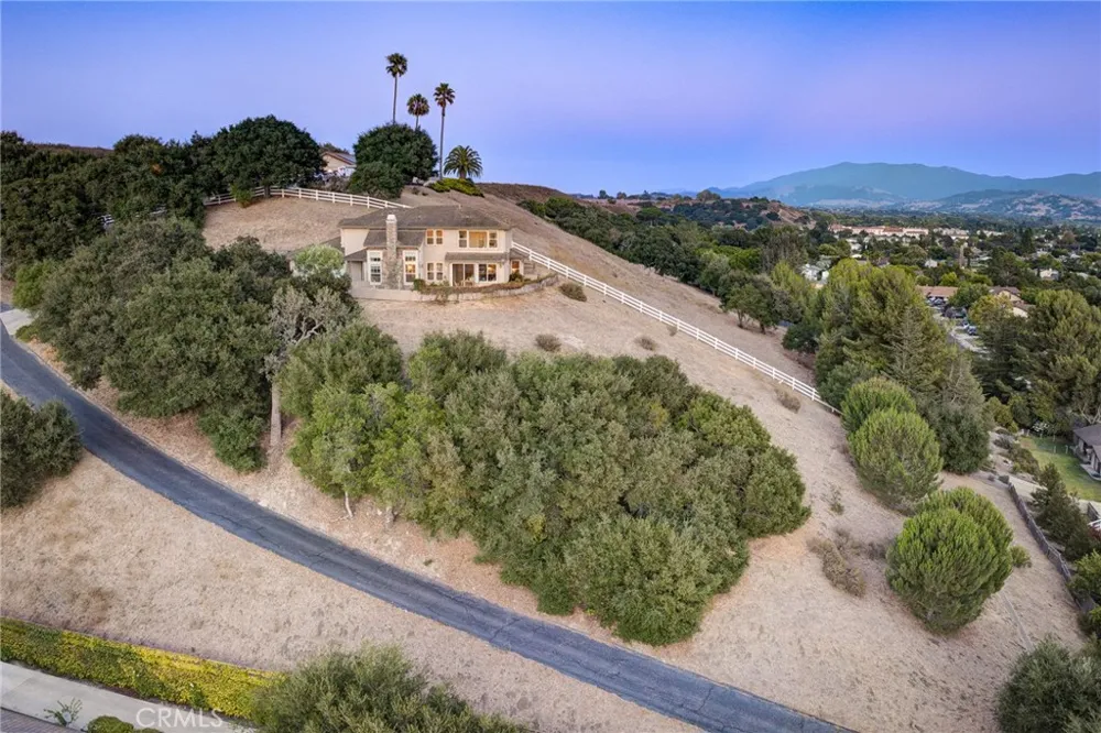 421 Via Corona Buellton, CA 93427