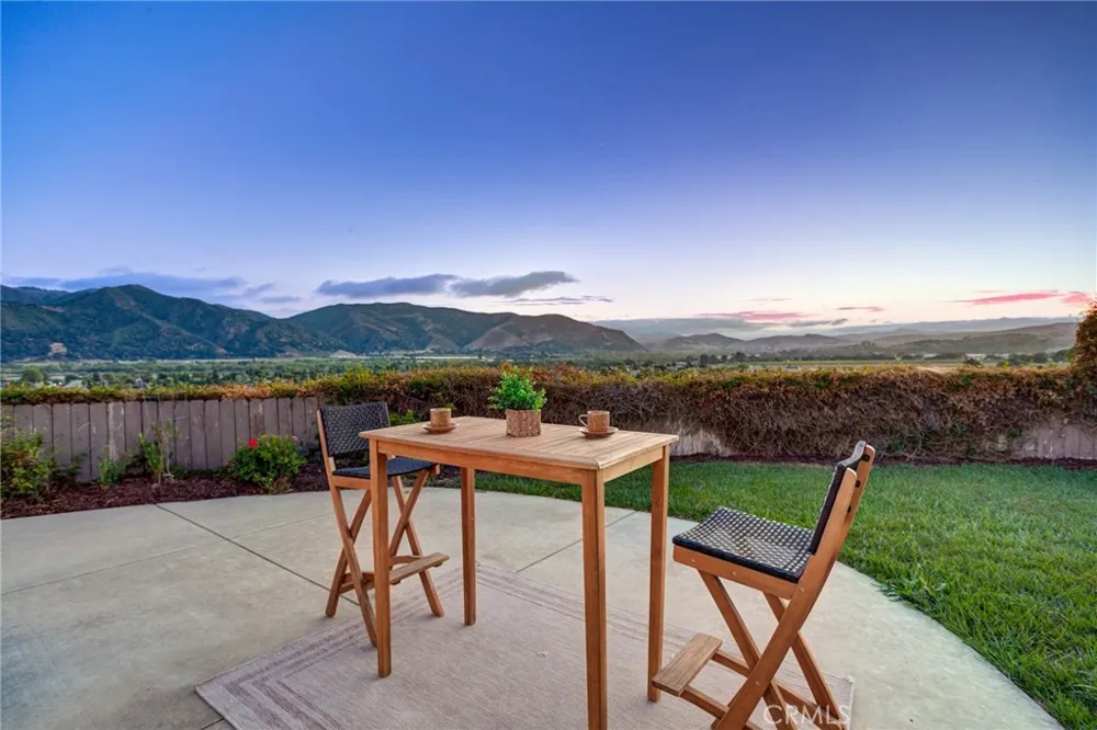 421 Via Corona Buellton, CA 93427