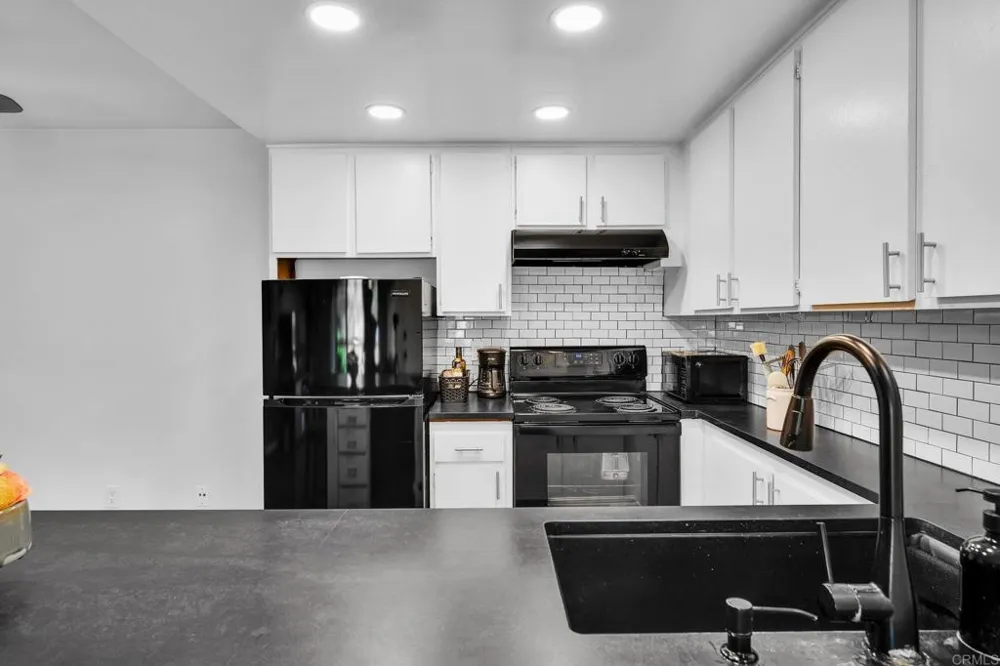6070 Rancho Mission Road #428 San Diego, CA 92108