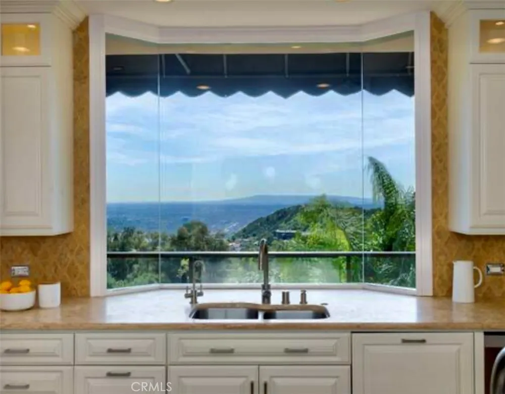 7218 Mulholland Los Angeles, CA 90068