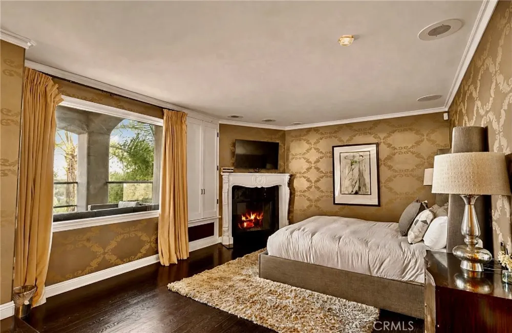 7218 Mulholland Los Angeles, CA 90068
