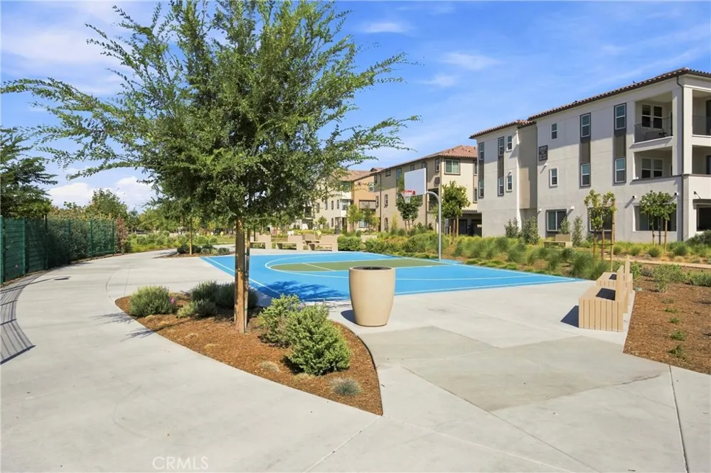 12903 Paradiso Eastvale, CA 92880