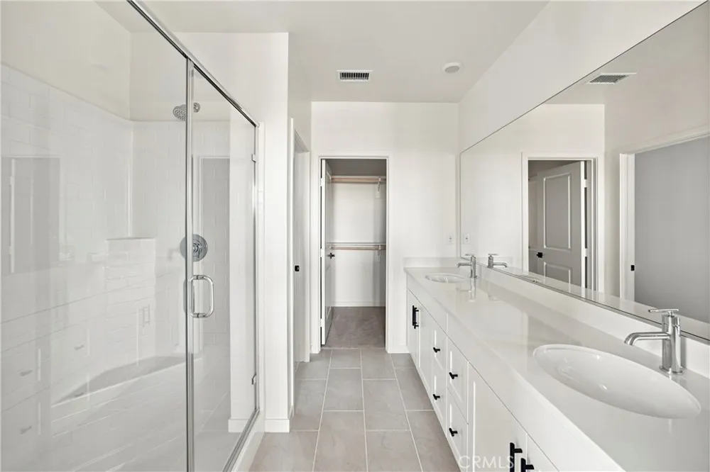 12903 Paradiso Eastvale, CA 92880