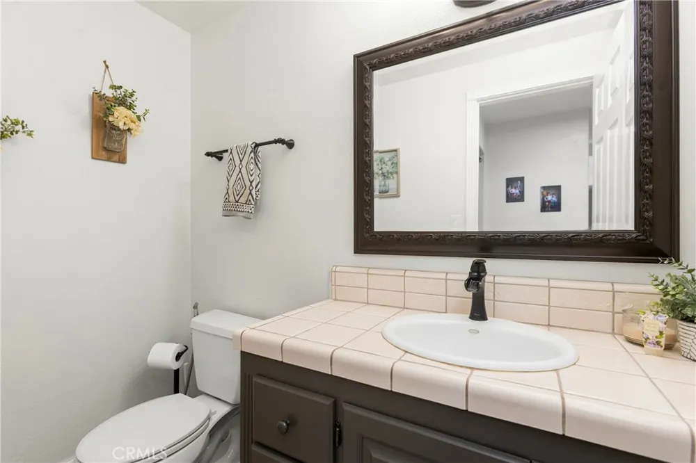 220 Copa De Oro Drive Brea, CA 92823