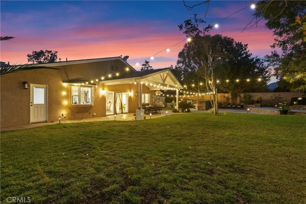220 Copa De Oro Drive Brea, CA 92823