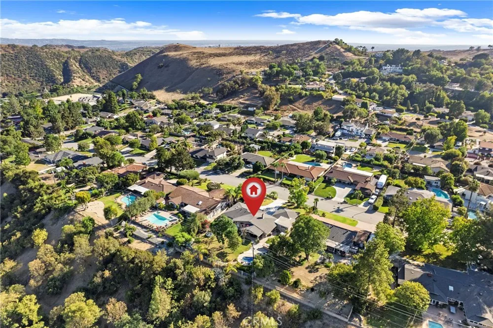 220 Copa De Oro Drive Brea, CA 92823