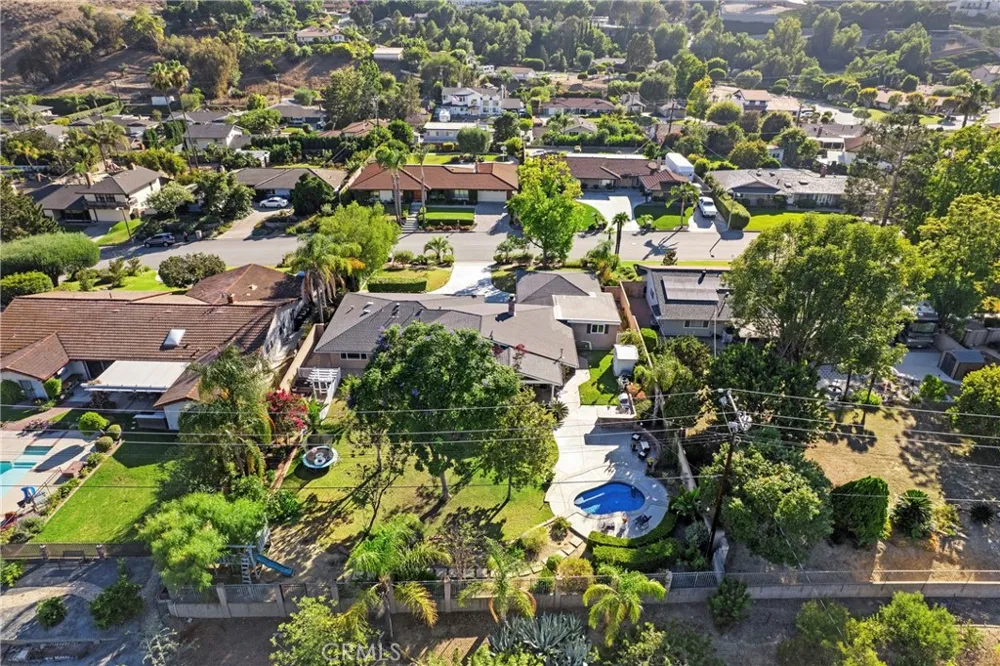 220 Copa De Oro Drive Brea, CA 92823