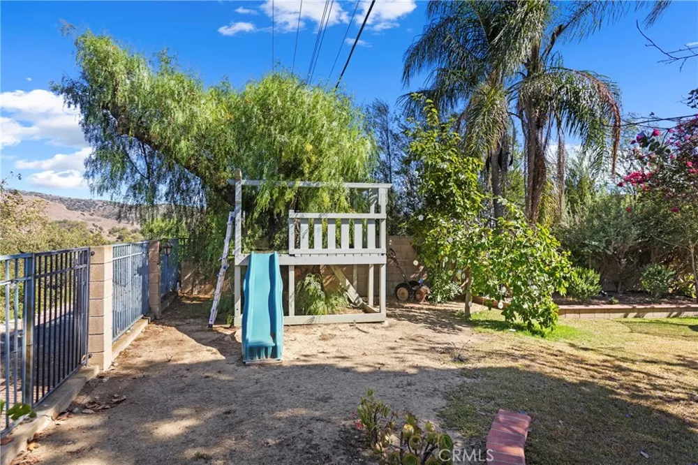 220 Copa De Oro Drive Brea, CA 92823
