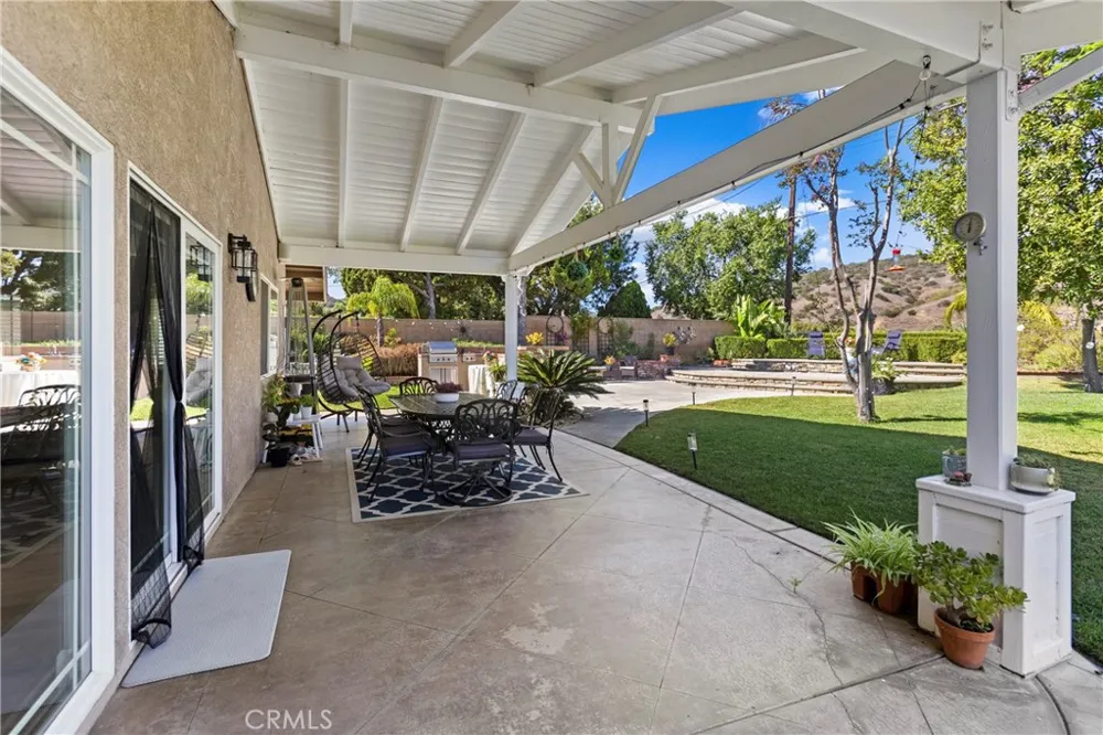 220 Copa De Oro Drive Brea, CA 92823