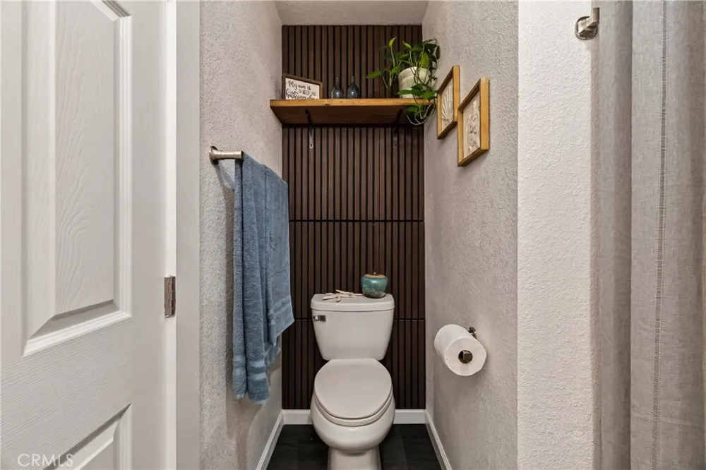 2303 Floral Chico, CA 95926