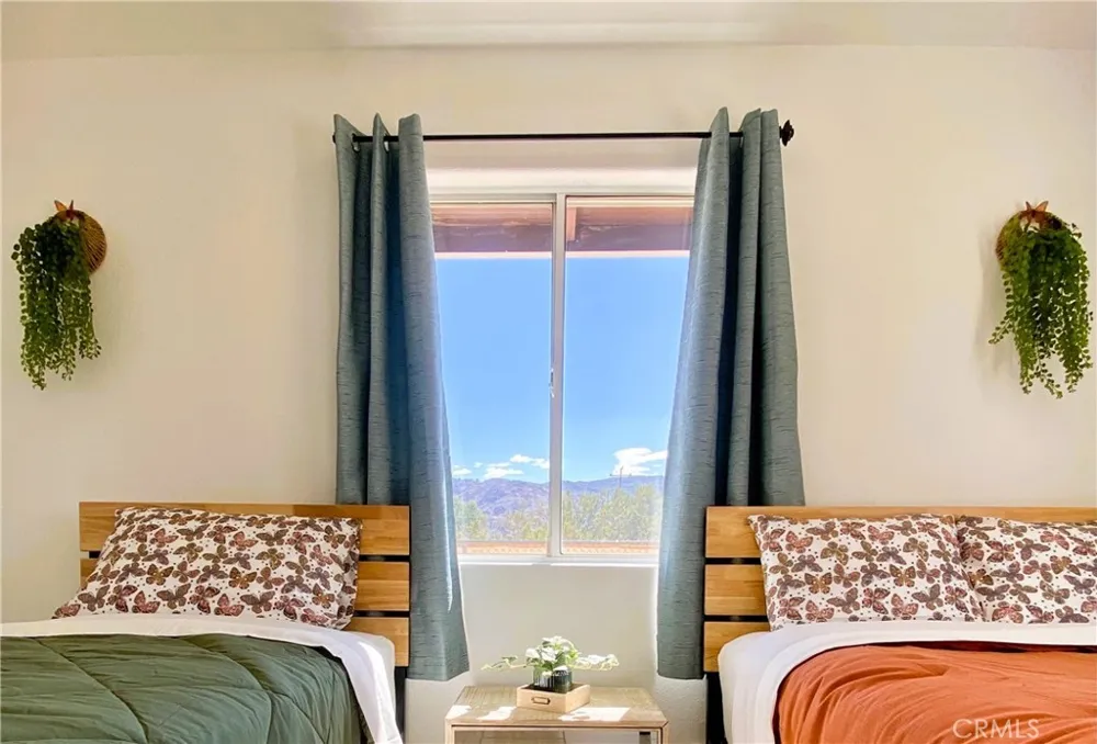 6166 Mariposa Avenue 29 Palms, CA 92277