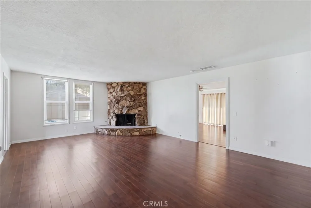 1860 Old Canyon Hacienda Heights, CA 91745
