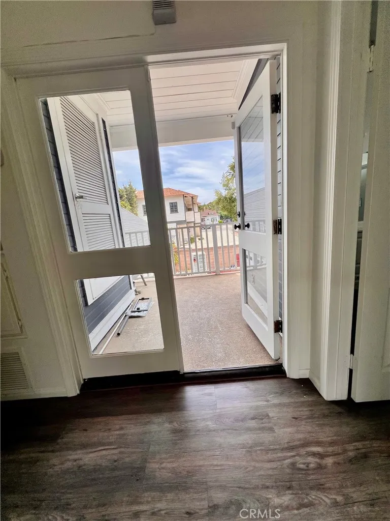 129 W Palmyra Orange, CA 92866
