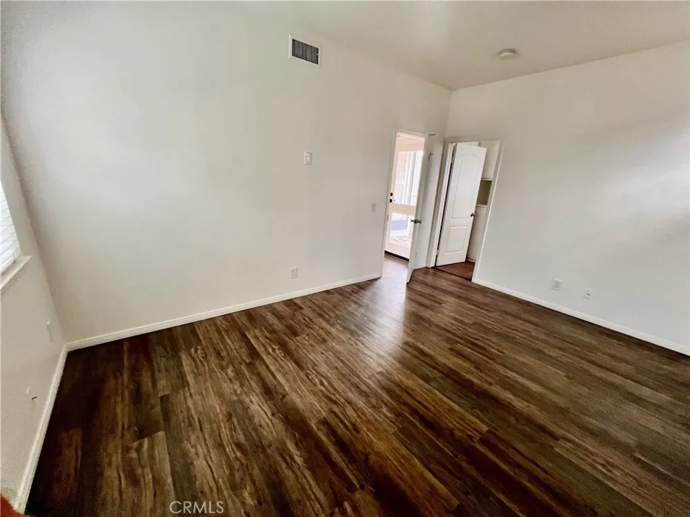 129 W Palmyra Orange, CA 92866