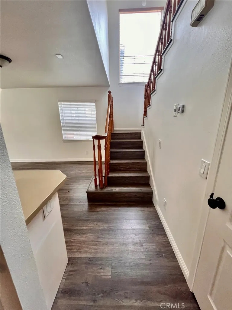 129 W Palmyra Orange, CA 92866