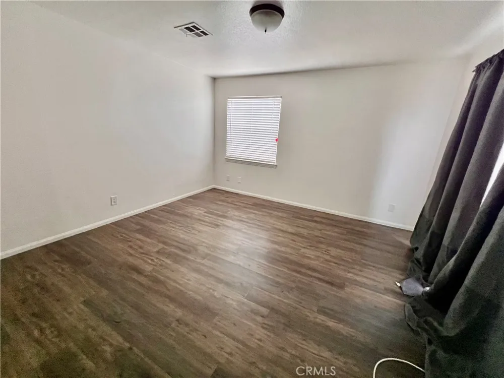 129 W Palmyra Orange, CA 92866