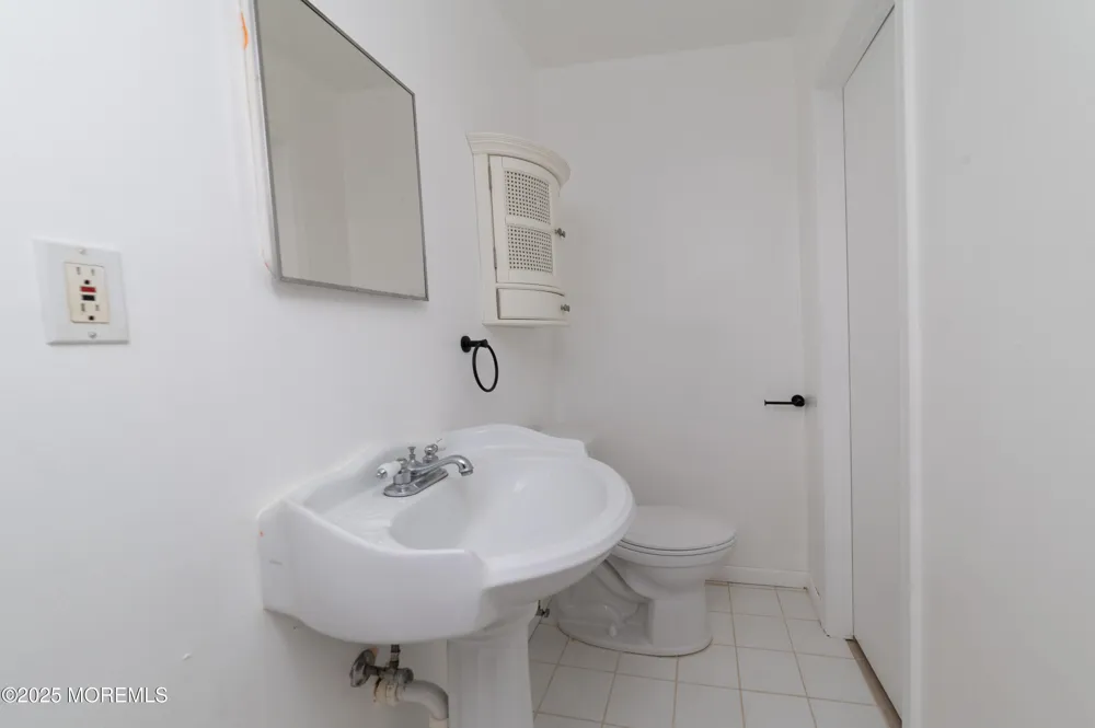 55 Frontier Way Tinton Falls, NJ 07753